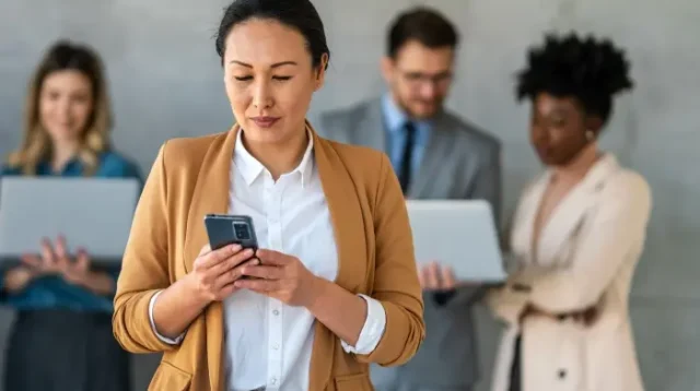 8 Peluang Bisnis Tanpa Modal yang Bisa Dilakukan dari HP