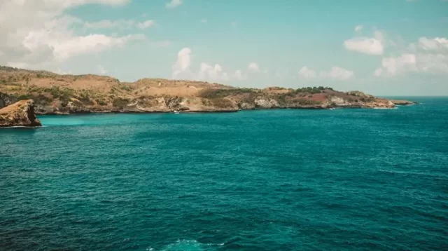 Angels Billabong Nusa Penida, Kolam Alami di Bali yang Dikeliling Tebing Eksotis